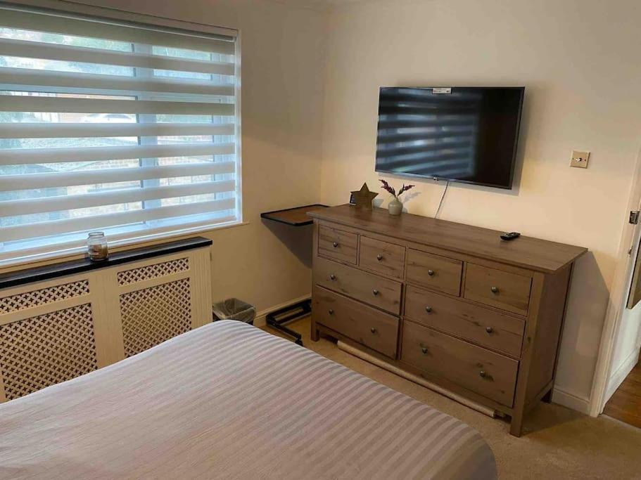 Ferienwohnung One Bed Cozy Flat Dartford Exterior foto